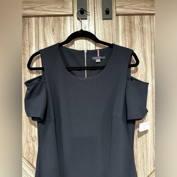 NWT Tommy Hilfiger Cold Shoulder Sheath Dress - Picture 4 of 8